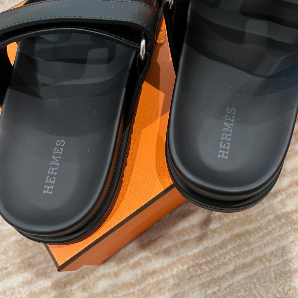 [SOLD] Hermes Chypre Sandal All Black Size 36.5 Brand new - Picture 3 of 4